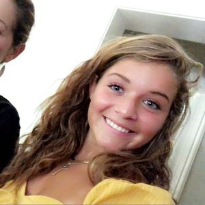 Meet your Posher, Christiana